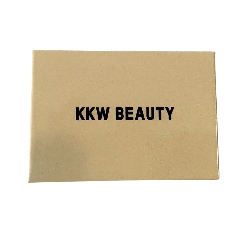 Kim Kardashian KKW Glitz & Glam Palette Limited Edition New Beauty